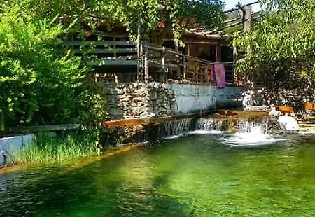 Konukevi Misanli Pansiyon Edremit (Balikesir)